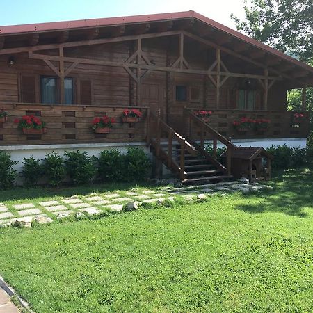 Chalet Dei Parchi Bed and Breakfast Saracinesco Zewnętrze zdjęcie